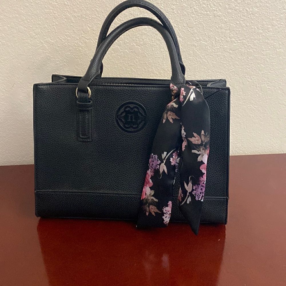 NANETTE LEPORE  BLACK TOTE BAG WITH FLORAL RIBBON!!!